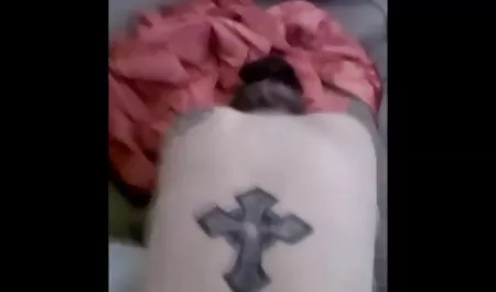 - قصص محارم سكس لبناني أربعة مراهقين مثير يستمتعون بالخارج