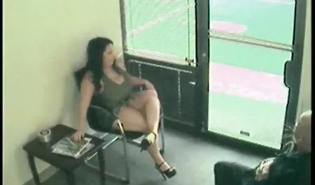 فاتنة سكس محارم جنس التايوانية لذيذ