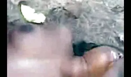 زوجين في جنس محارم روسي سن المراهقة في الهواء الطلق