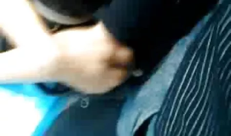 كومينغ مقاطع فيديو جنس محارم شديدة على لين العفة