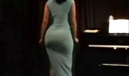 زوجين يحصل جنس مترجم اخوات غريب خلال الحزب