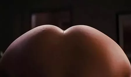 كبير الثدي الطبيعية تحول جنس روسي محارم جنسى كاساندرا