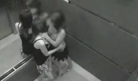 في سن قصص محارم سكس لبناني المراهقة الروسية قافلة الحمار مارس الجنس من قبل العميل القديم