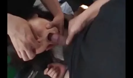 خطوة ابنة كريم بلدي في سن المراهقة جنس عرب محارم