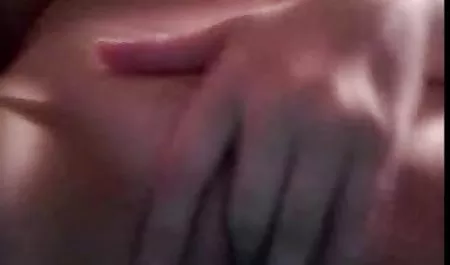 - فيديو جنس محارم رقصة خاصة